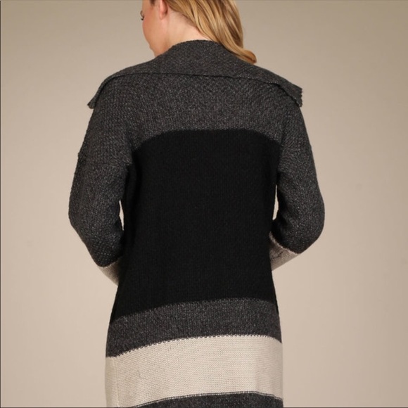 beautiful striped soft cardigan sweater - Picture 5 of 6